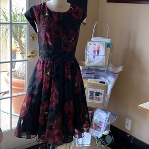 Ted Baker London Black and Bugundy dress US size 4